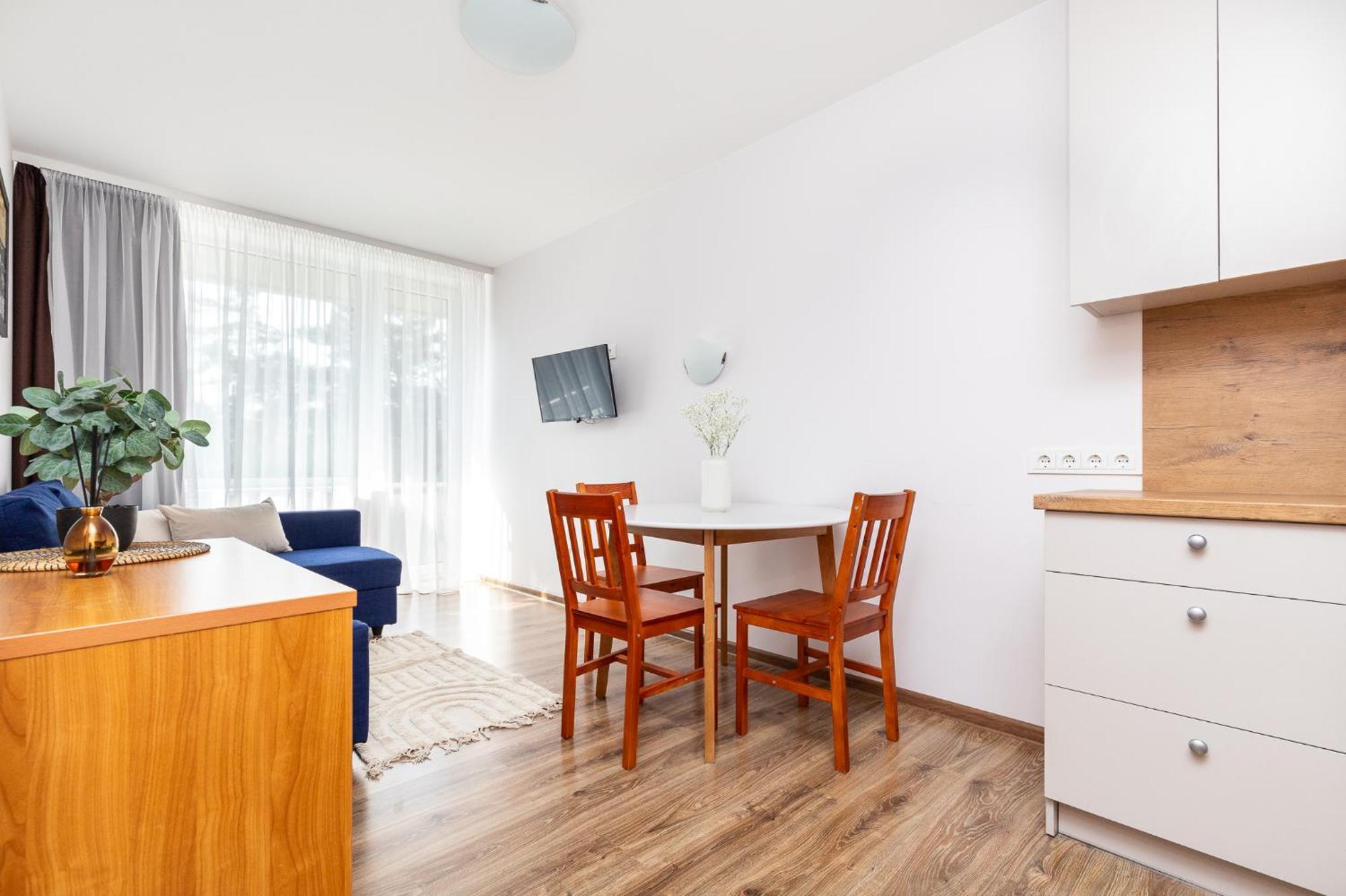 Alkos Namu Apartamentai Palanga Bagian luar foto