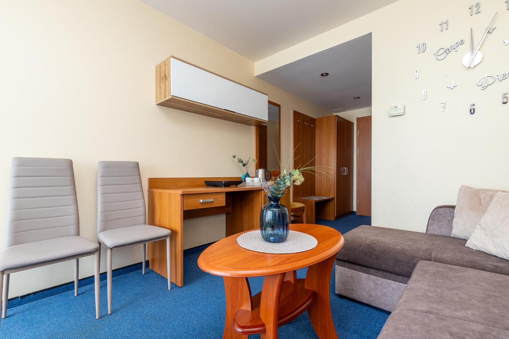 Alkos Namu Apartamentai Palanga Bagian luar foto